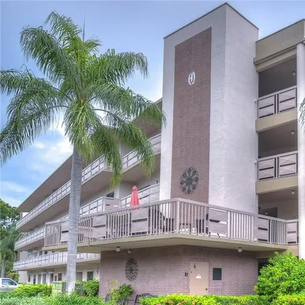 Buy this 2 bed condo on FL 580 in Oldsmar, FL 34677