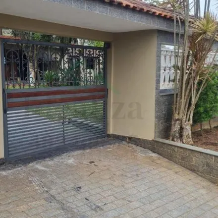 Buy this 3 bed house on Rua Boa Vista in Centro Alto, Ribeirão Pires - SP