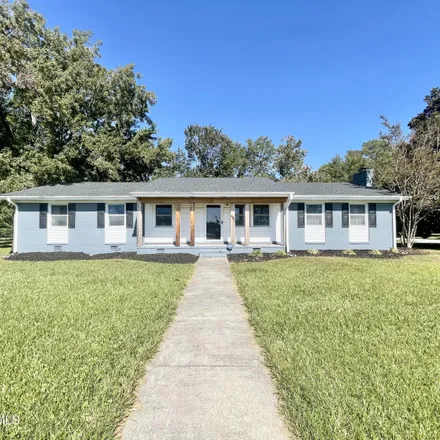 Rent this 3 bed house on 401 Oakwood Avenue in Brynn Marr, Jacksonville