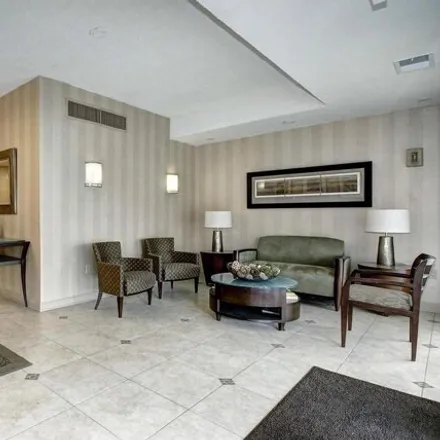 Image 3 - 4800 Chevy Chase Drive, Bethesda, MD 20815, USA - Condo for rent