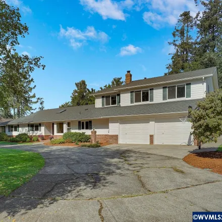 Buy this 6 bed house on 1543 Joseph Street South in Salem, OR 97302