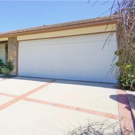 Image 3 - 23108 Kinard Avenue, Carson, CA 90745, USA - House for sale