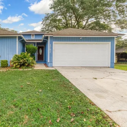 Buy this 3 bed house on Mount Pleasant Road in Jacksonville, FL 32225
