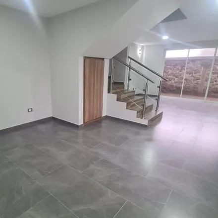 Buy this 3 bed house on Camino a Ocotitlán in 52166 Toluca, MEX