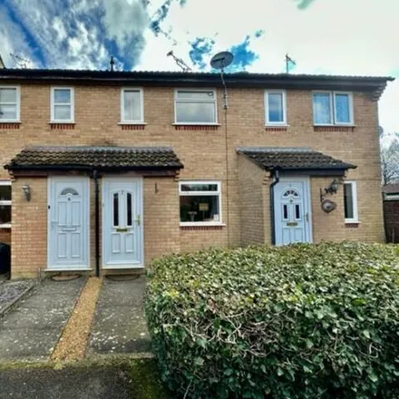 Buy this 2 bed townhouse on Malcroft Mews in Marchwood, SO40 4YZ