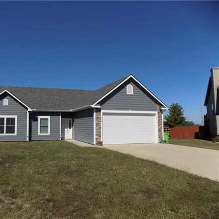 Buy this 3 bed house on 1327 Tiffany Court in Ottawa, KS 66067