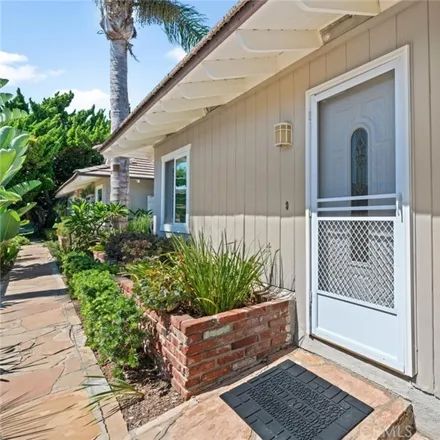 Image 5 - 5422 Bonanza Drive, Huntington Beach, CA 92649, USA - House for sale
