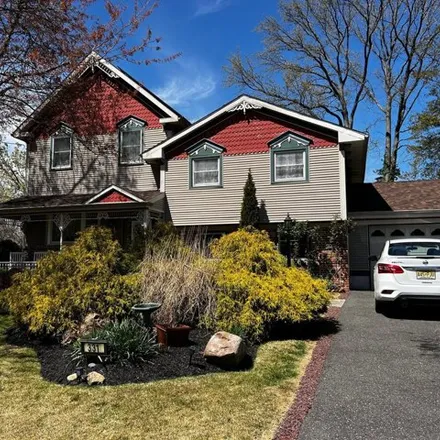 Buy this 4 bed house on 347 Ivy Drive in Woodbury Heights, Gloucester County