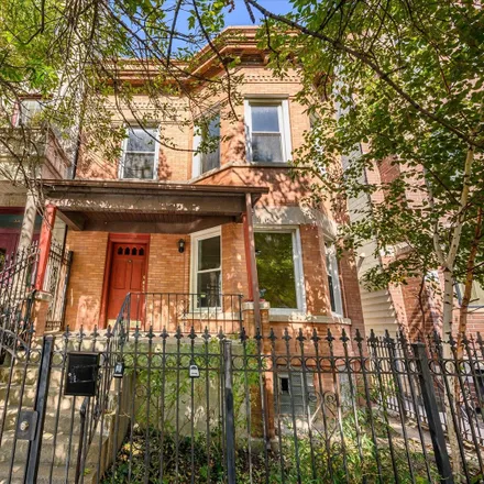 Image 1 - 3134 West Fullerton Avenue, Chicago, IL 60647, USA - Duplex for sale