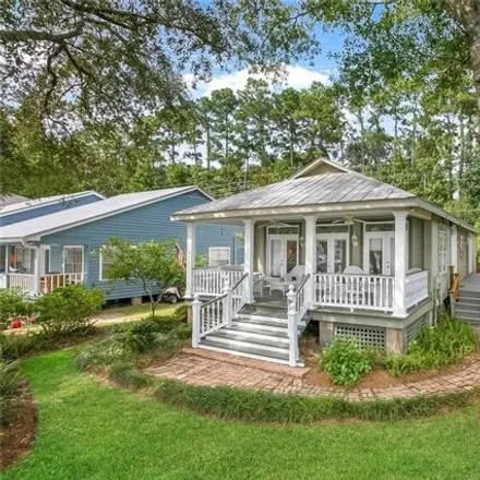 Buy this 2 bed house on 1098 Louvois Street in Mandeville, LA 70448