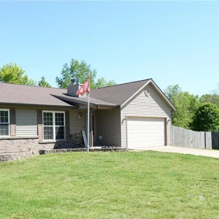 Rent this 3 bed house on 722 Longhorn Drive in O’Fallon, MO 63368
