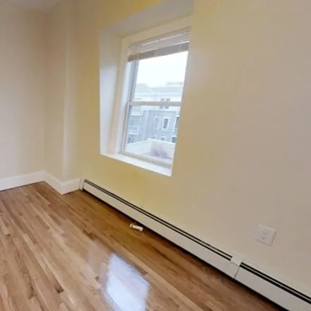 Image 7 - 65 Walden Street, Cambridge, MA 02140, USA - Apartment for rent