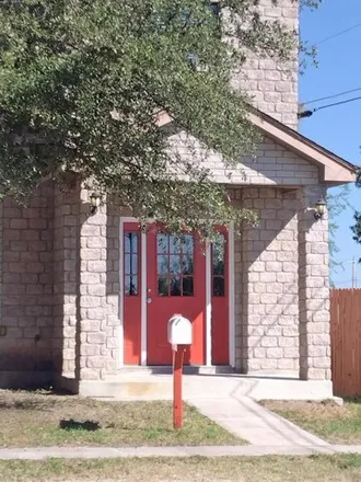Rent this 2 bed house on 653 East 8th Street in Del Rio, TX 78840
