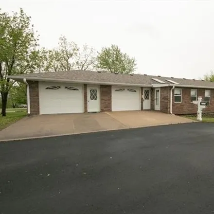 Image 4 - 1132 Northeast 75, Knob Noster, Johnson County, MO 65336, USA - House for sale