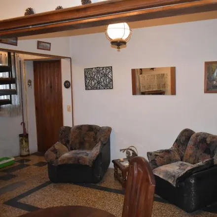 Buy this studio house on Guatemala 1638 in Partido de La Matanza, B1754 BYQ Villa Luzuriaga