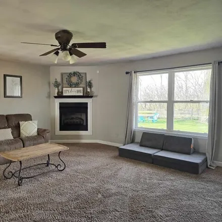 Image 4 - 11152 Linden Blossorn Lane, Roscoe, Rockton Township, IL 61073, USA - House for sale