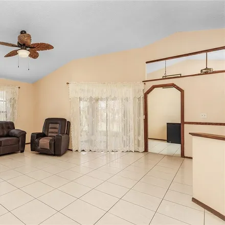 Image 6 - 122 Northeast 20th Court, Cape Coral, FL 33909, USA - House for sale