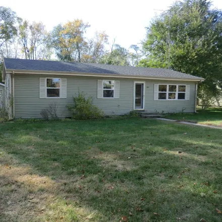 Image 2 - 205 West Green Street, San Pierre, Starke County, IN 46374, USA - House for sale