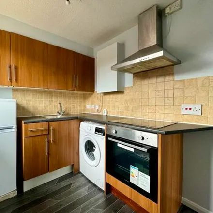 Image 3 - McLean Drive, Bellshill, ML4 2SP, United Kingdom - Apartment for rent