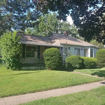 Buy this 2 bed house on 1005 Summit Ave in Beloit, Wisconsin