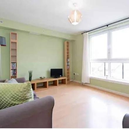 Rent this 2 bed apartment on 5 Cadiz Street in City of Edinburgh, EH6 7BJ
