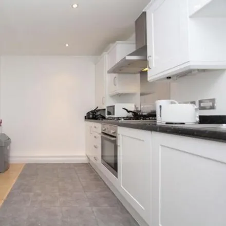 Image 4 - 82 Fords Park Road, Custom House, London, E16 1PS, United Kingdom - House for rent