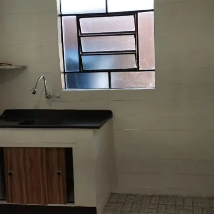 Rent this 1 bed house on Rua Antônio Pollman in Picanço, Guarulhos - SP