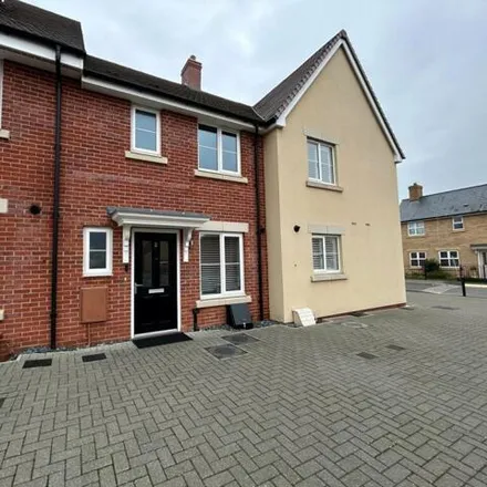 Buy this 3 bed townhouse on Handel Way in Biggleswade, SG18 8TY