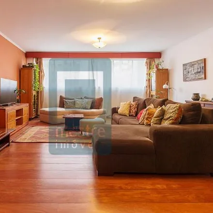 Buy this 3 bed apartment on Travessa Lange 145 in Água Verde, Curitiba - PR