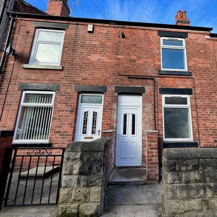 Rent this 2 bed townhouse on Birkland Street in Mansfield Woodhouse, NG18 2QG