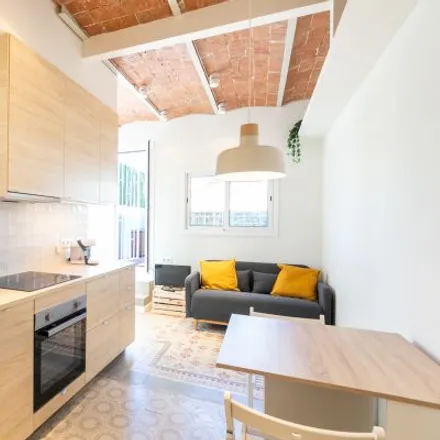 Rent this 2 bed apartment on Carrer de Sant Antoni Maria Claret in 100, 08001 Barcelona