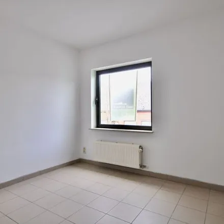 Rent this 3 bed apartment on Grote Herreweg 118 in 9690 Ruien, Belgium