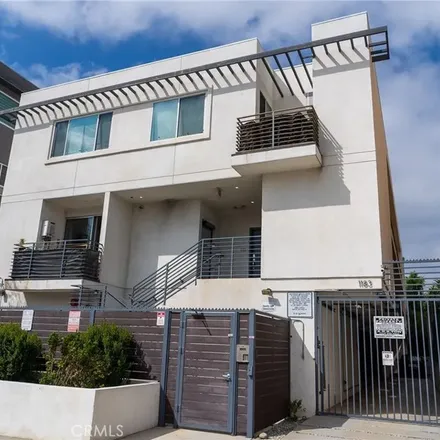 Rent this 2 bed apartment on Oxford Square in Crenshaw Boulevard, Los Angeles