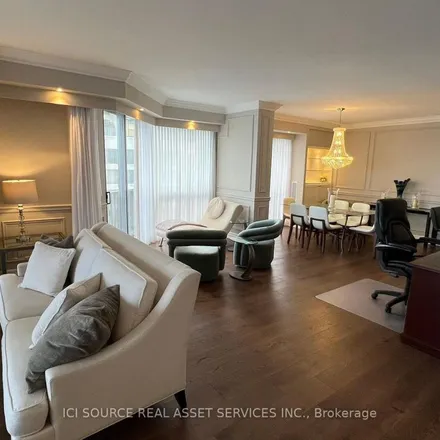 Image 4 - 43 Harbour Square, Old Toronto, ON M5J 1A6, Canada - Apartment for rent