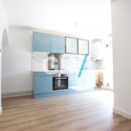 Rent this 2 bed apartment on 101 Rue de la Rianderie in 59700 Marcq-en-Barœul, France
