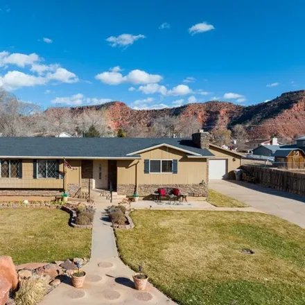 Buy this 5 bed house on 400 200 East in Kanab, UT 84741