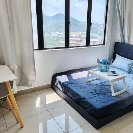 Rent this 1 bed apartment on Sekolah Kebangsaan Damansara Damai in Jalan PJU 10/1, Damansara Damai