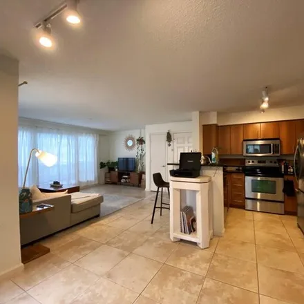 Image 6 - 2370 Lindell Boulevard, Delray Beach, FL 33444, USA - Condo for rent