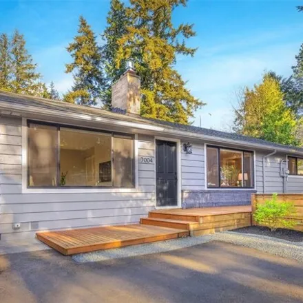 Buy this 3 bed house on 7004 122nd Avenue Northeast in Rose Hill, Kirkland