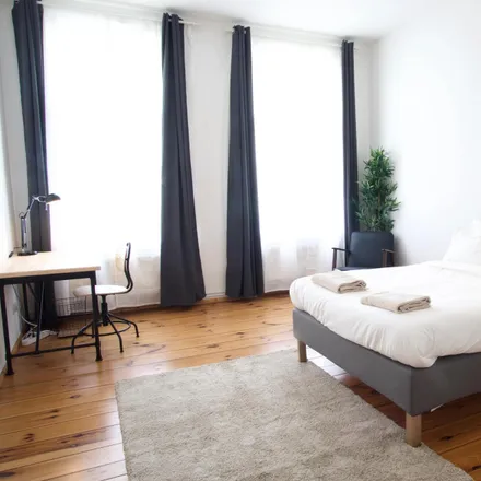 Rent this 2 bed room on Oberlandstraße 2 in 12099 Berlin, Germany