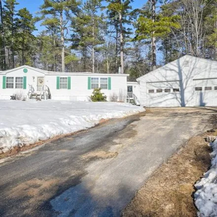 Buy this studio apartment on 176 Castle Drive in Conway, NH 03818