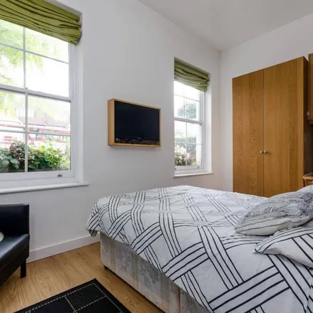 Rent this 1 bed apartment on Hendon Way in Finchley Road, Childs Hill
