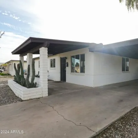 Image 3 - 5630 North 30th Drive, Phoenix, AZ 85017, USA - House for sale