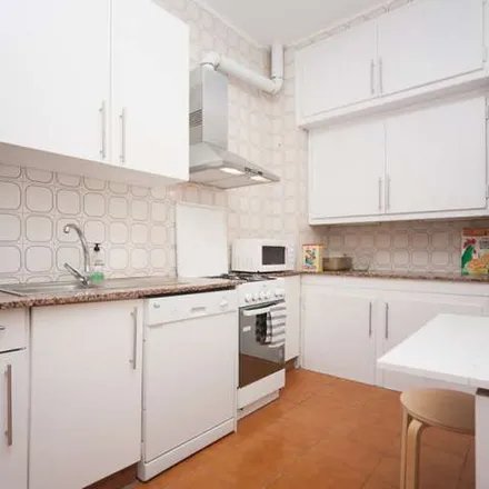 Rent this 6 bed apartment on Carrer de Roger de Llúria in 08001 Barcelona, Spain
