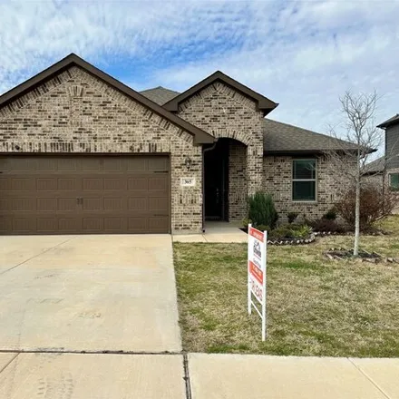 Rent this 4 bed house on Paloma Street in Weatherford, TX 76087