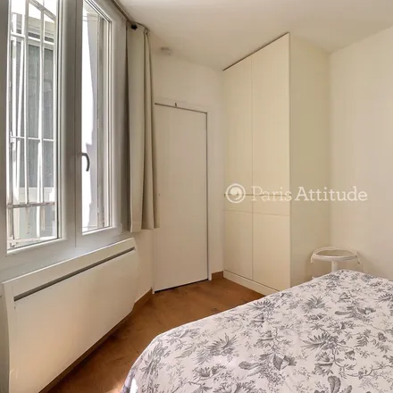 Image 9 - 38 Rue des Tournelles, 75004 Paris, France - Apartment for rent