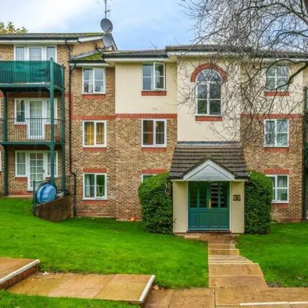 Buy this 1 bed apartment on Buckinghamshire New University (Wycombe Campus) in Queen Alexandra Road, High Wycombe
