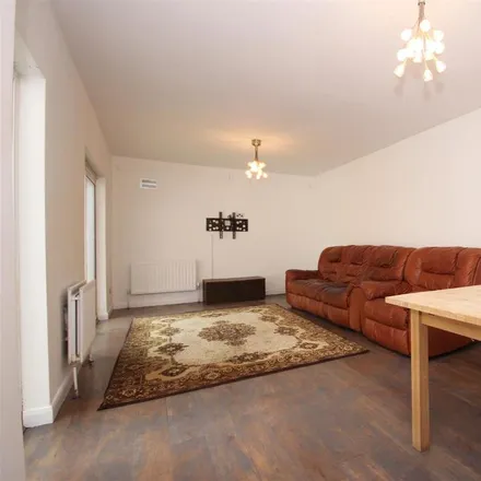 Rent this 2 bed apartment on Connaught Road in London, NW10 9AG