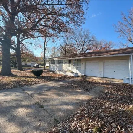 Image 2 - 681 Bagnell Drive, Bellefontaine Neighbors, MO 63137, USA - House for sale