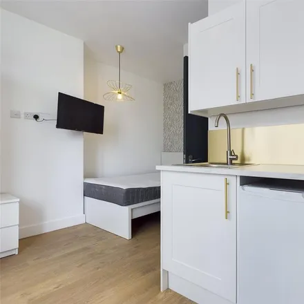 Rent this studio apartment on Castle Street in Brighton, BN1 2BB